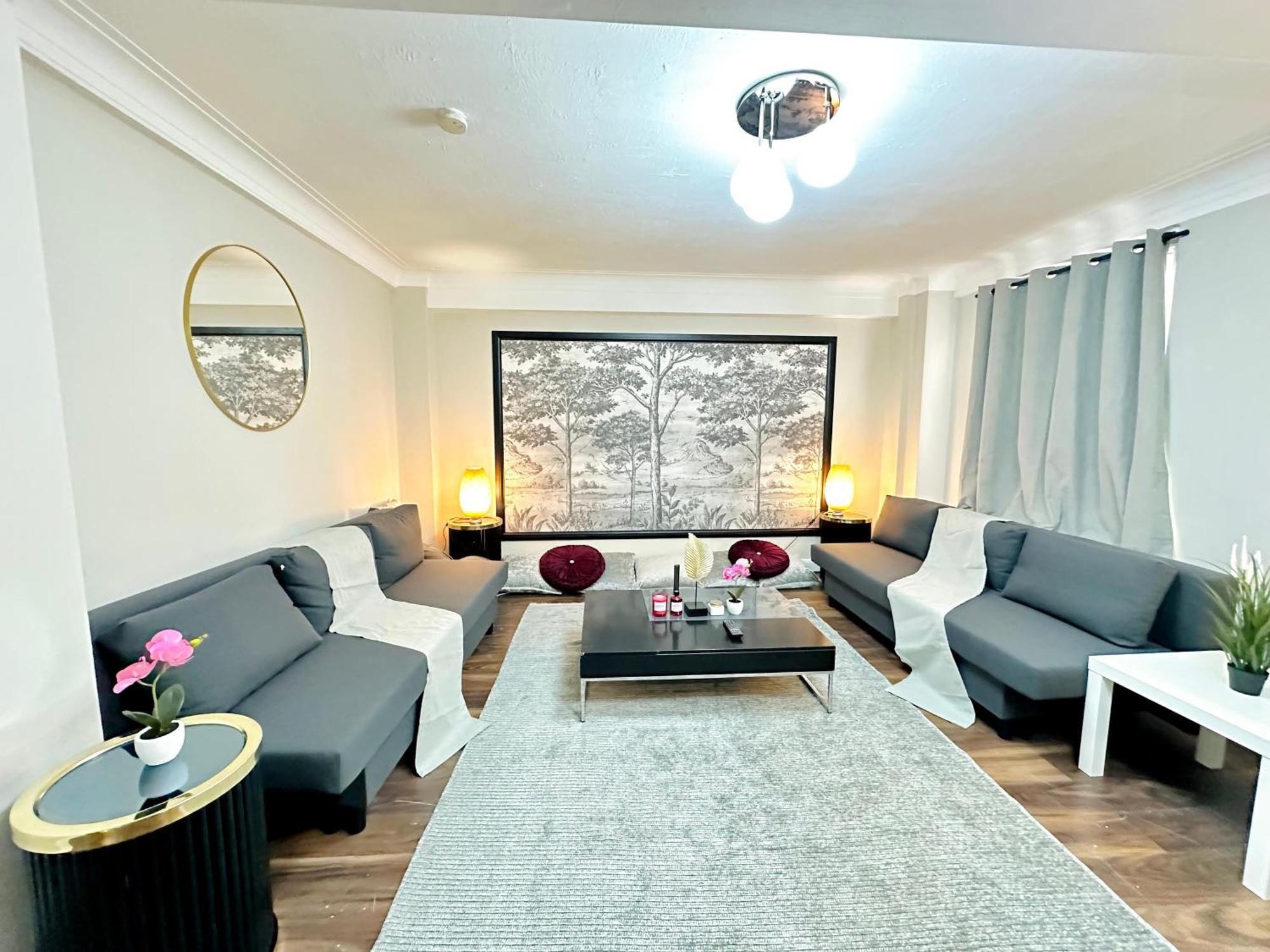 Hyde Park Comfortable Two Bedroom * Londra